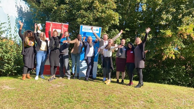 Das StafF Team von Innere Mission und Amt für Soziale Dienste (Foto) bringt jede Menge Power mit, wenn es um Jobsuche, Anträge und andere überfordernde Familiensituationen geht. In Huchting und Hemelingen sind sie für Familien da.